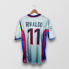 Load image into Gallery viewer, BARCELONA 1999/01 AWAY X RIVALDO
