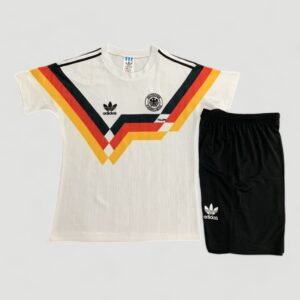 GERMANY 1990 HOME KIDS